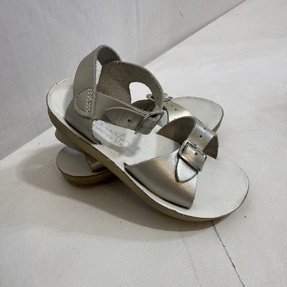 Sun San Surfer Saltwater Girls Silver Leather Classic Preppy Kids Sandals Size 9